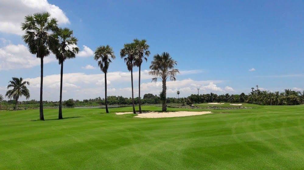 Suwan Golf & Country Club Hotel Nakhon Pathom Ngoại thất bức ảnh