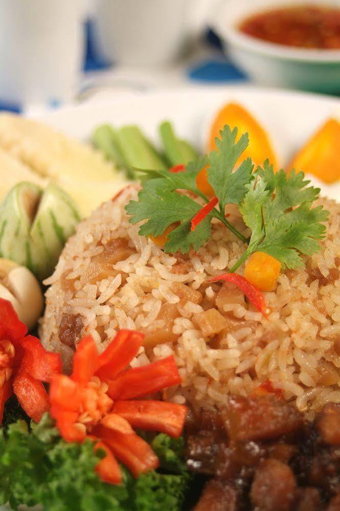 Suwan Golf & Country Club Hotel Nakhon Pathom Ngoại thất bức ảnh