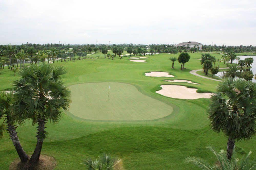 Suwan Golf & Country Club Hotel Nakhon Pathom Ngoại thất bức ảnh